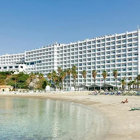 Wonderful 50 Meters From The Apartament *